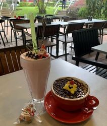 4 CHANGI VILLAGE ROAD (D17), Retail #584849331